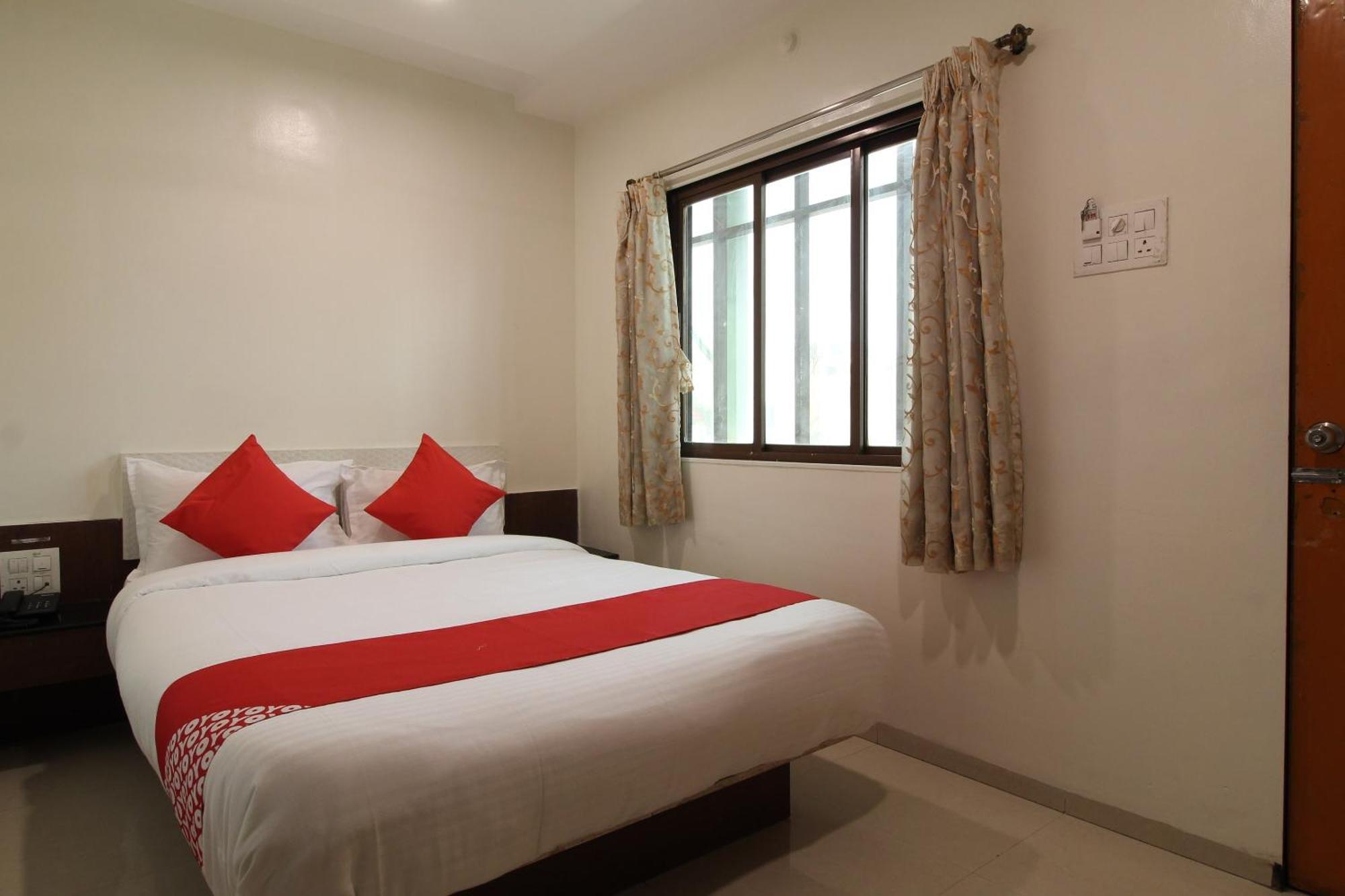 Hotel O New Pune Dehu Esterno foto