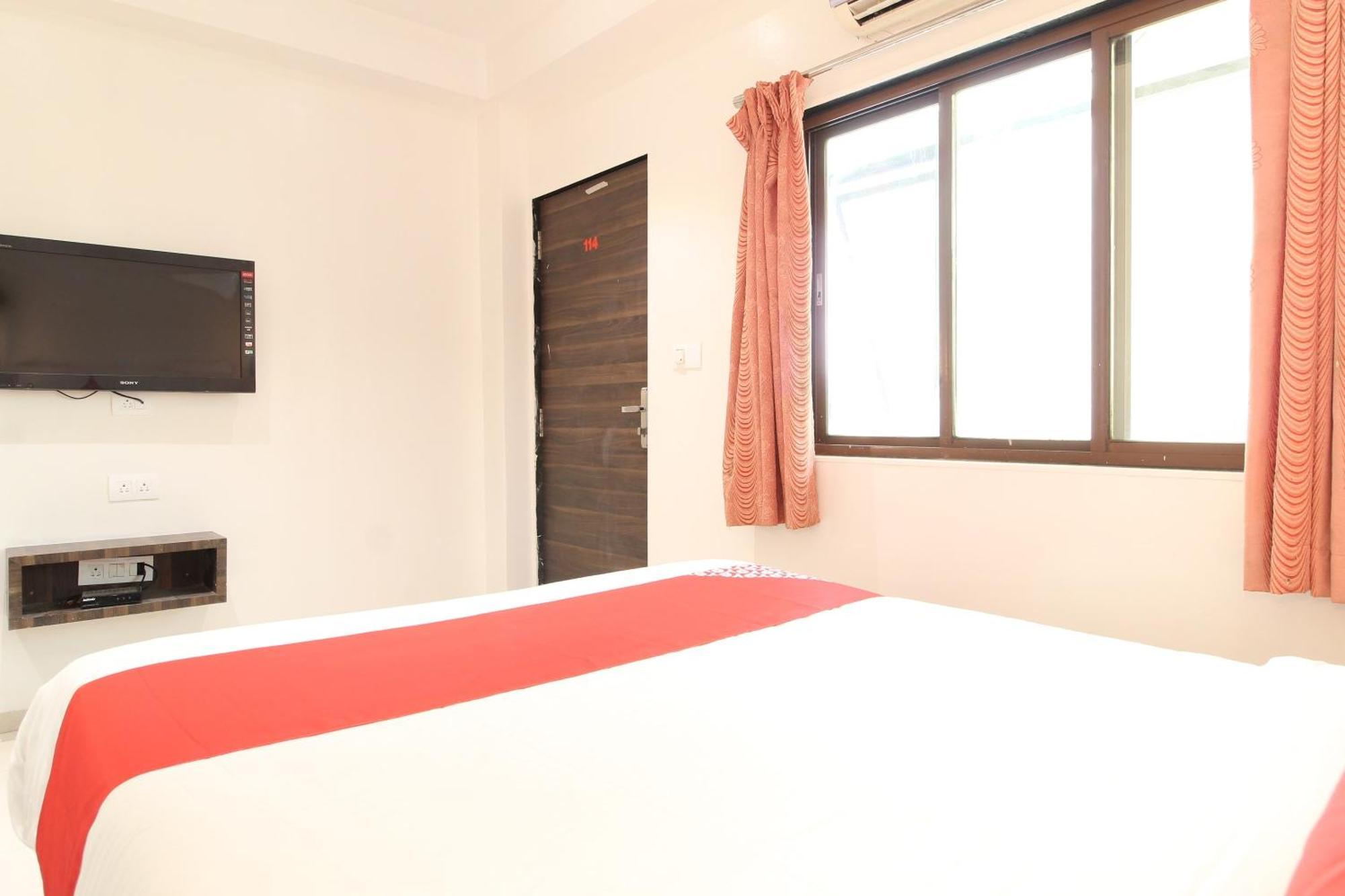 Hotel O New Pune Dehu Esterno foto