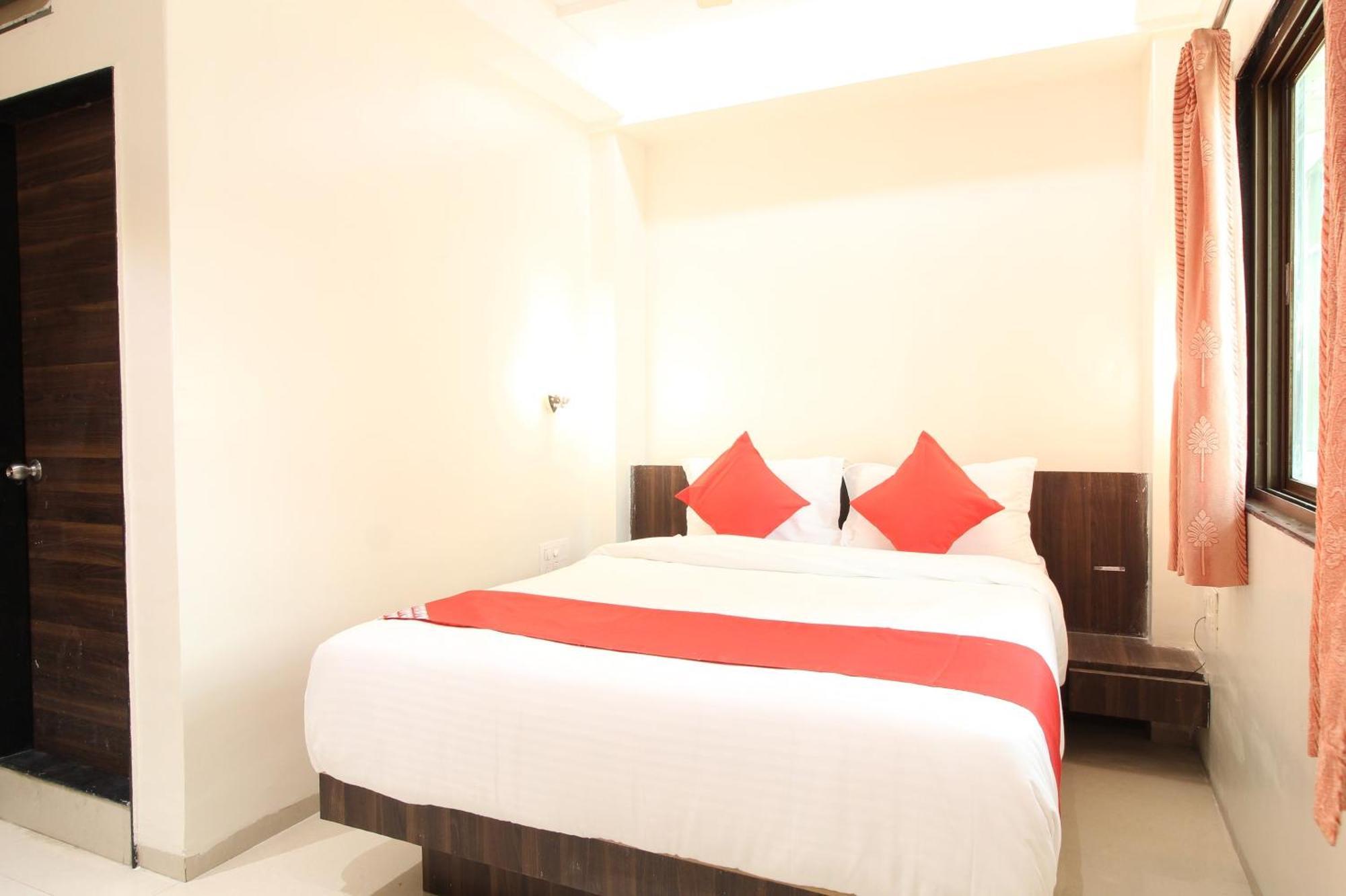 Hotel O New Pune Dehu Esterno foto